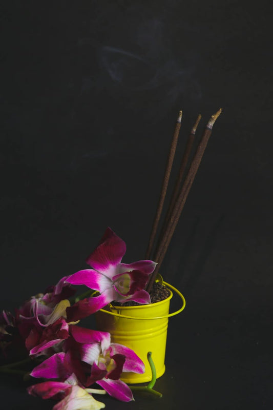 Apachita Marigold & Jasmine Agarbatti – Pack of 20